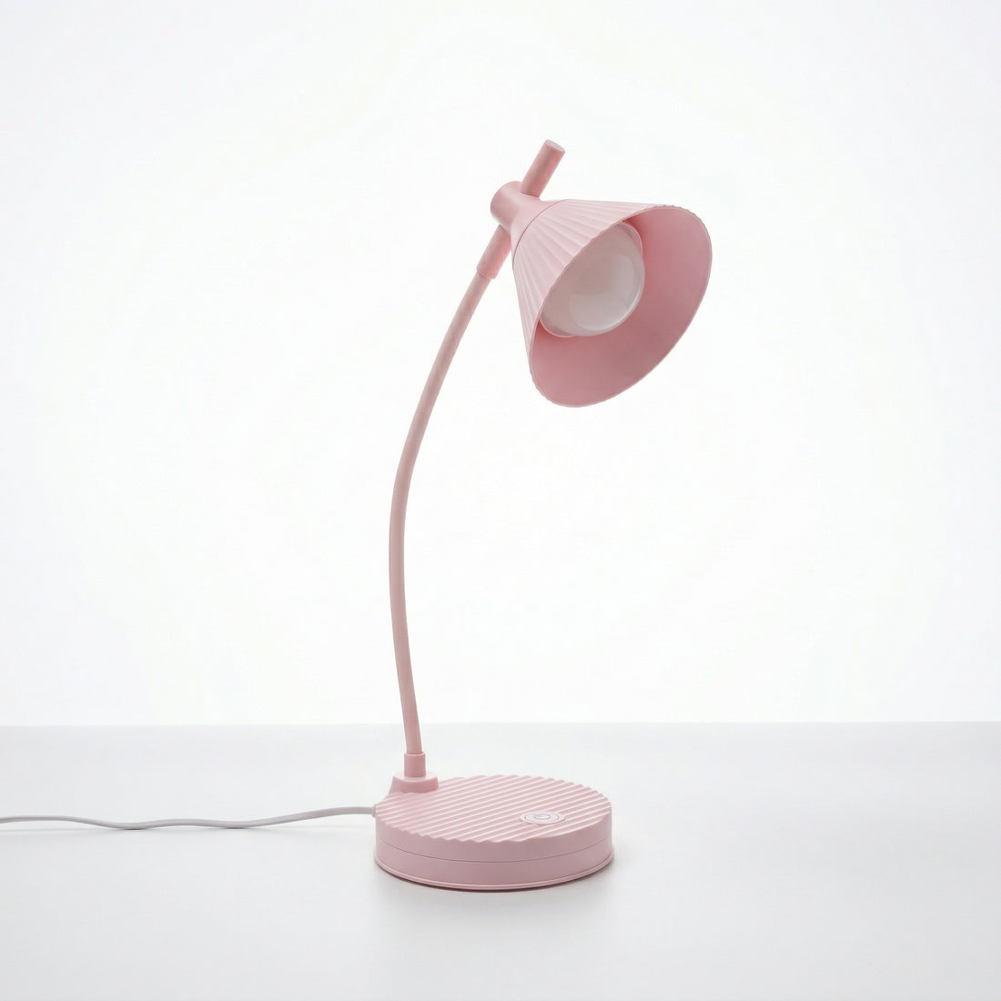 Ribbed Desk Lamp